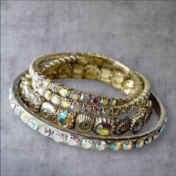 Lot of 4 Vintage Avon Bracelets Rhinestone Bangle Stretch Sparkle 90s Stackable - Picture 1 of 16